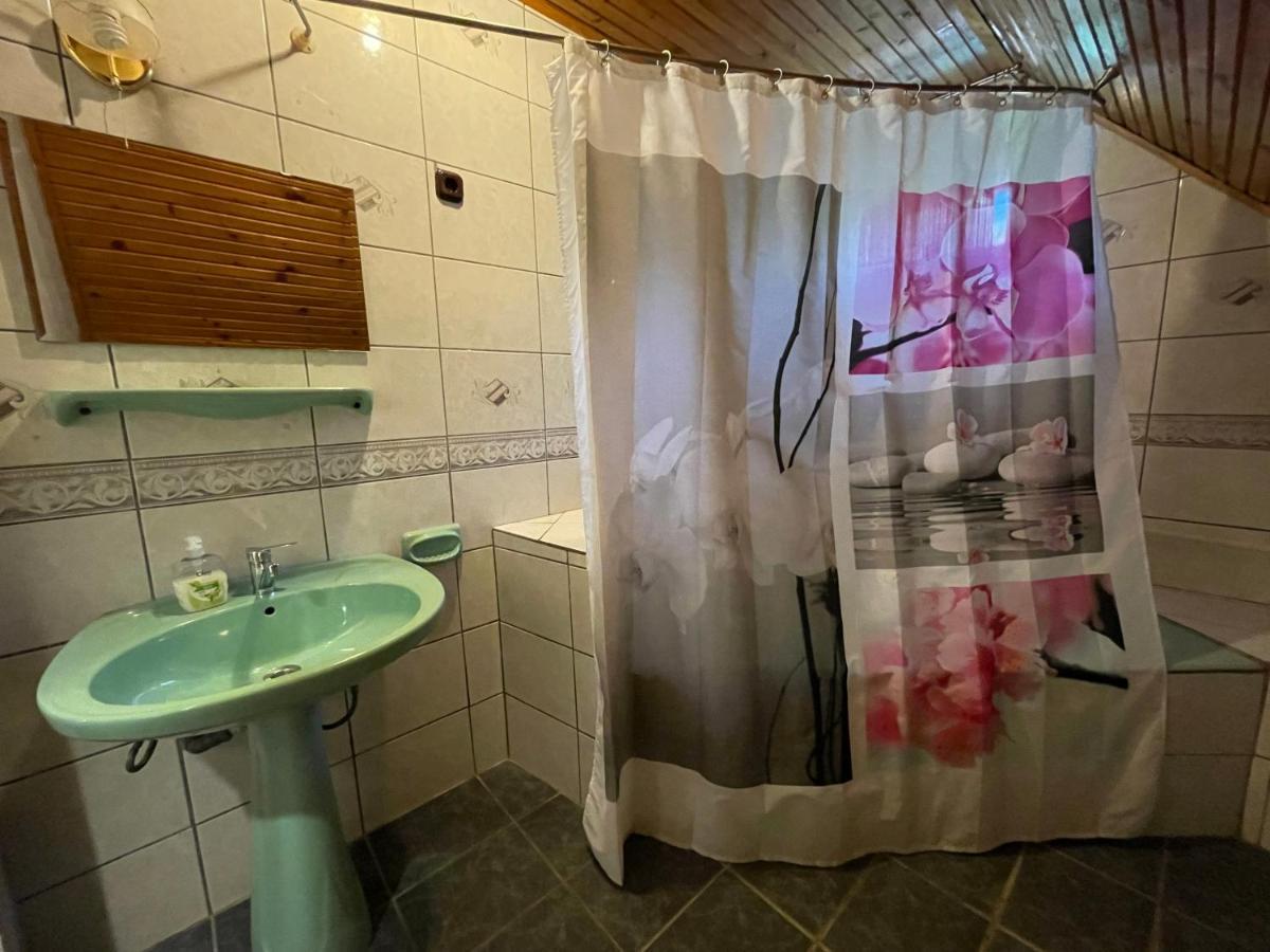 Szimpla Vendeghaz Ξενοδοχείο Μίσκολτς Εξωτερικό φωτογραφία